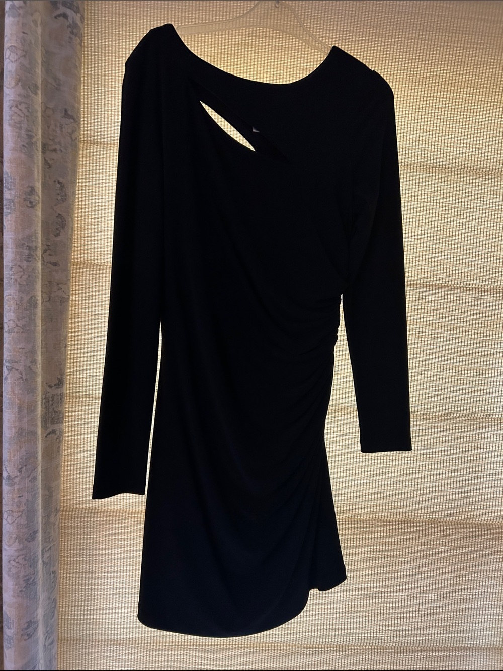 Joseph Ribkoff Black Long-Sleeve Asymmetric Cutout Dress size 10